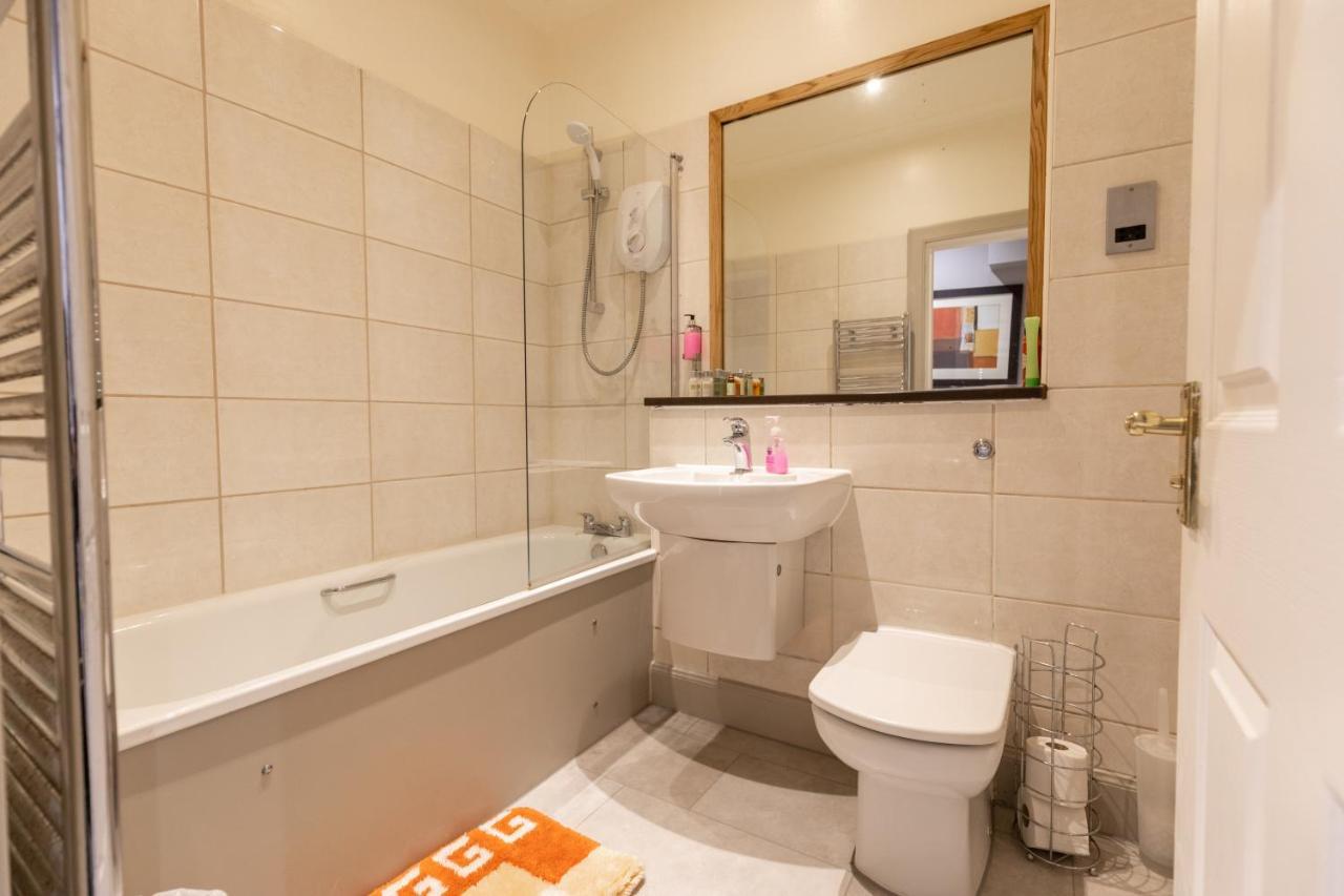Two Bedroom Apartment Within Walking Distance To City Centre Εδιμβούργο Εξωτερικό φωτογραφία