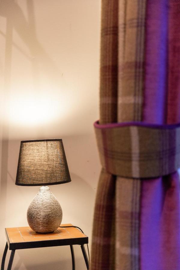 Two Bedroom Apartment Within Walking Distance To City Centre Εδιμβούργο Εξωτερικό φωτογραφία
